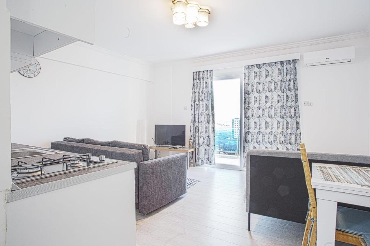 Royal Life Residence Poseidon Studio Trikomo Exteriér fotografie